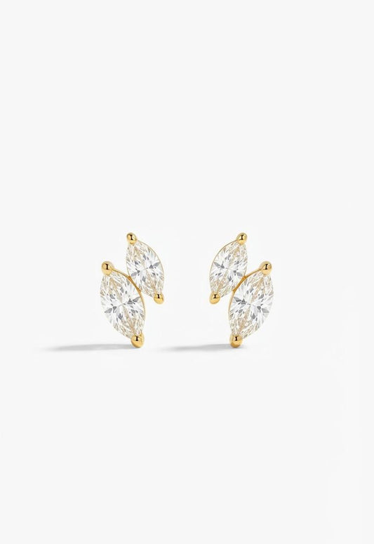 DIAMOND STUD EARRING