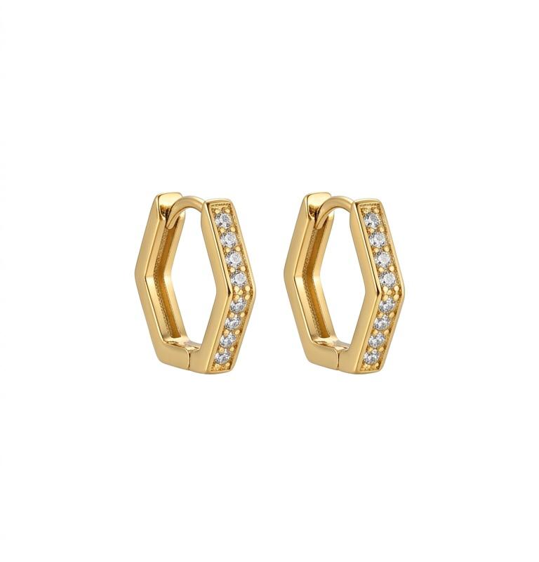 ELEGANT STUD EARRING