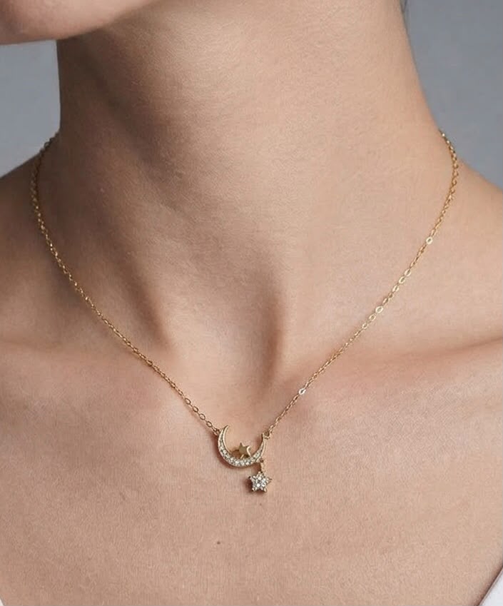 ELEGANT NECKLACE
