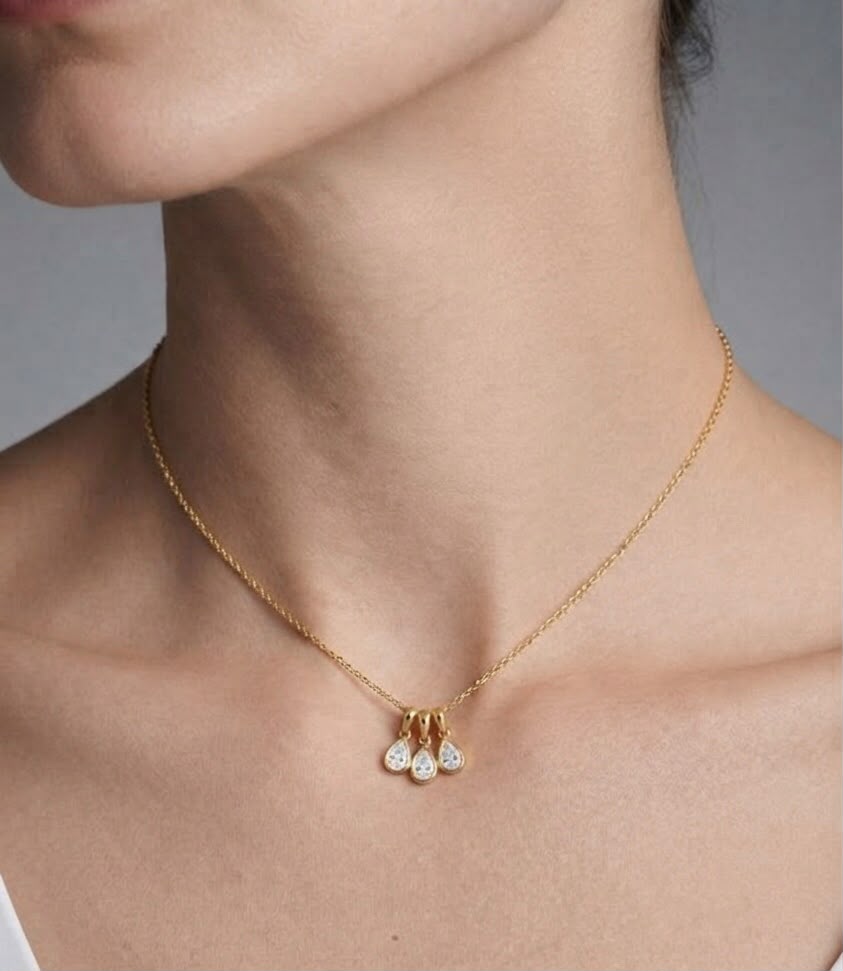 ELEGANT NECKLACE