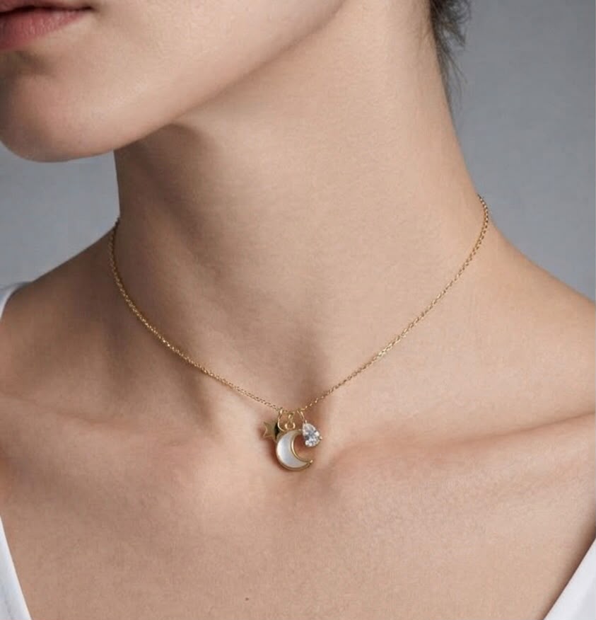 STUNNING NECKLACE